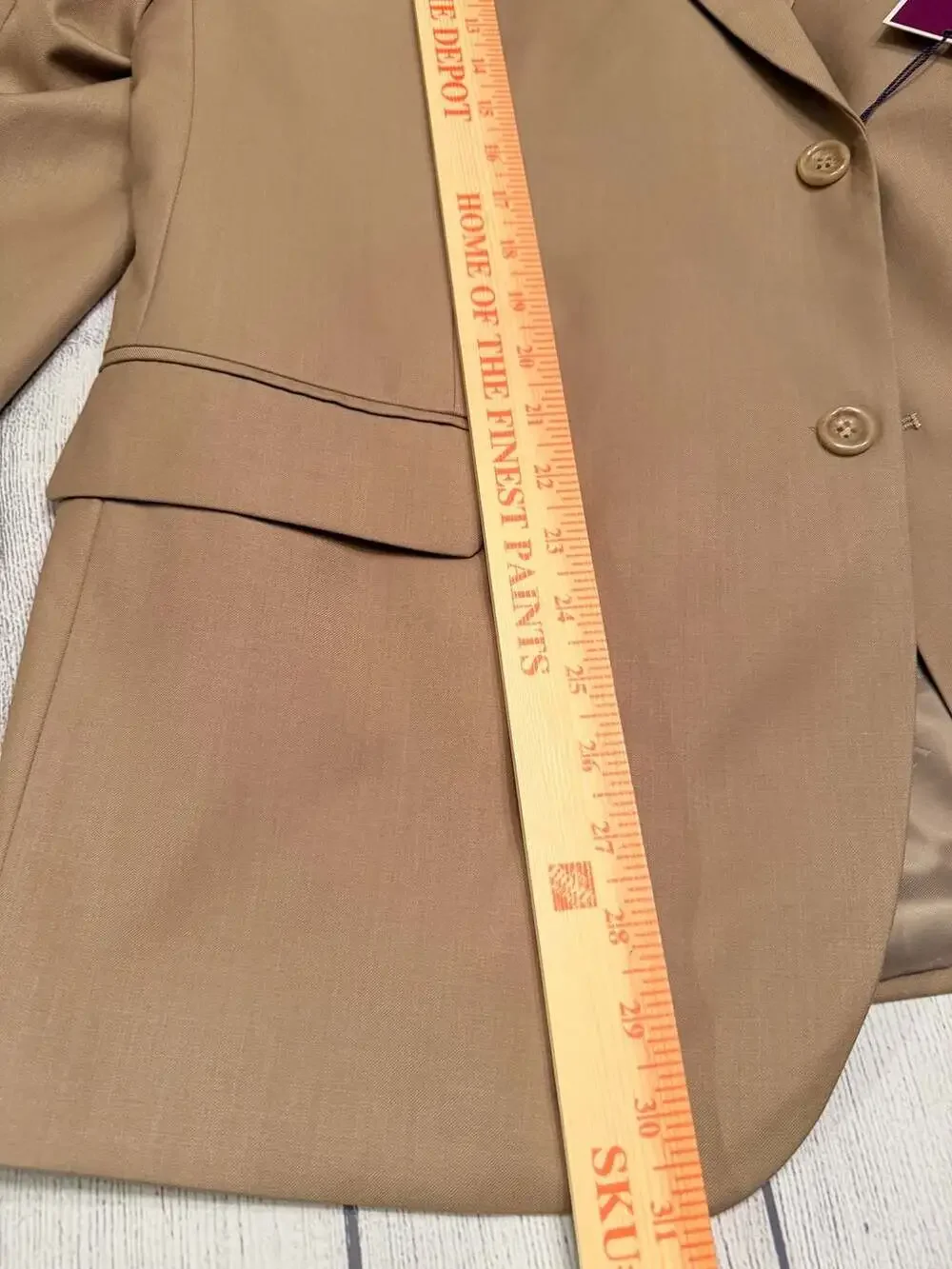 Vinci Men's Super 150's Designed in Italy Beige Two-Button Sport Coat 46S